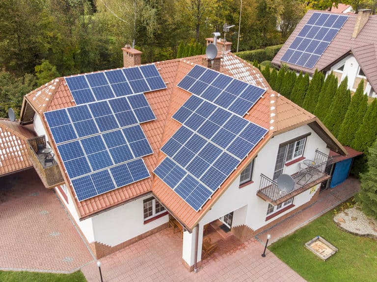 panele fotowoltaiczne - realizacje spółki eneko